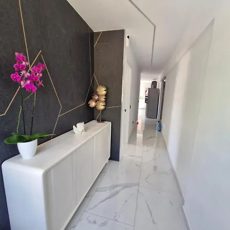 Azure Bliss * Costa Adeje (Tenerife)